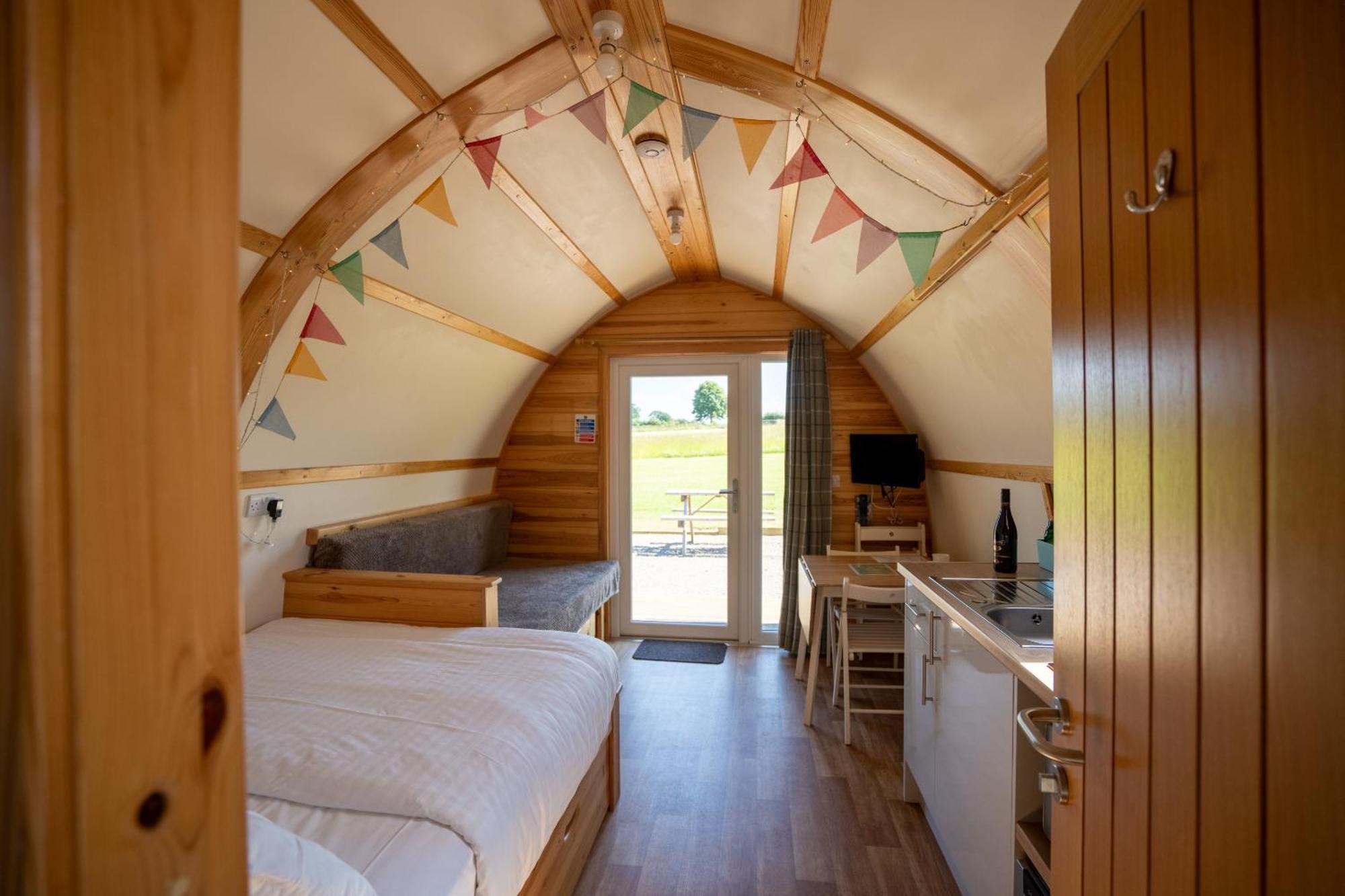 Sedgewell Barn By Wigwam Holidays Нортхаллертон Номер фото